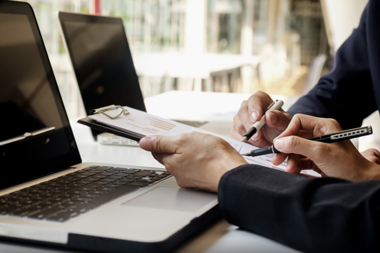 Em quanto tempo posso vender um imóvel financiado?